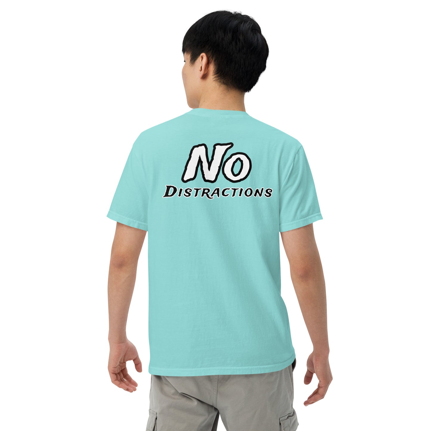 "No Distractions" Heavyweight T-shirt