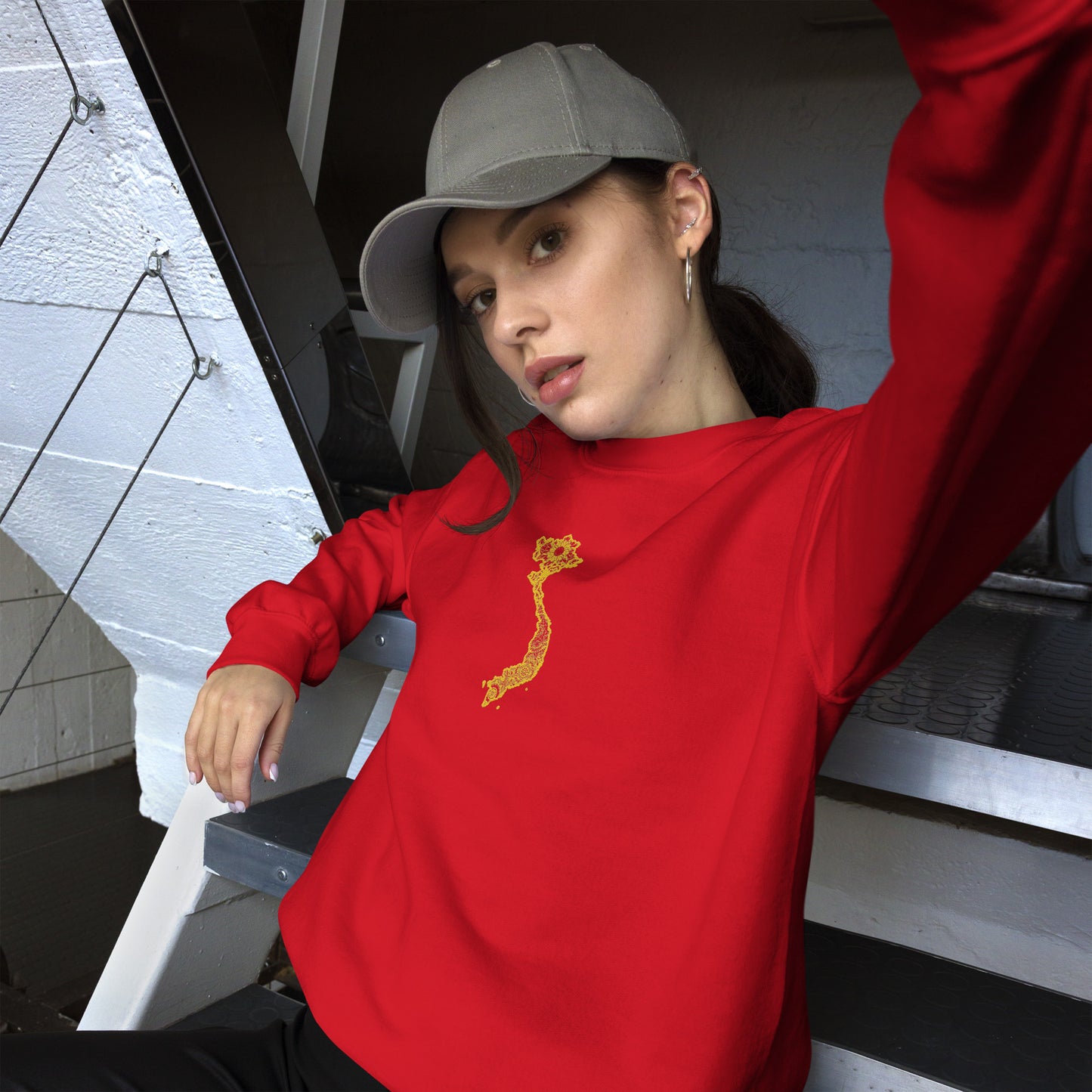 "Vietnam" Embroidered Crewneck Sweatshirt